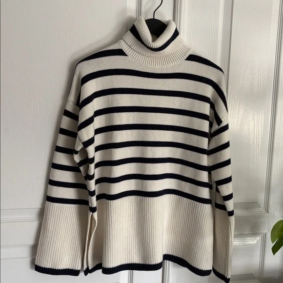 GUESS Emelia Sweater - Picture 2 of 16